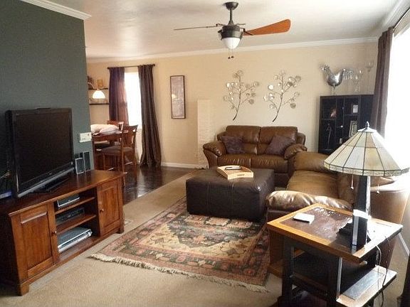 2nd image of 48 Pioneer Ct