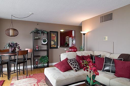 5th image of 3660 N Lake Shore Dr APT 3713
