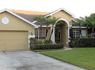 523 Laurenburg Ln, Ocoee, FL 34761