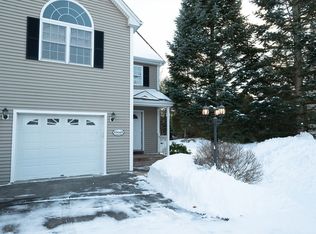 144 Pinewood Dr UNIT 144, Gardner, MA 01440