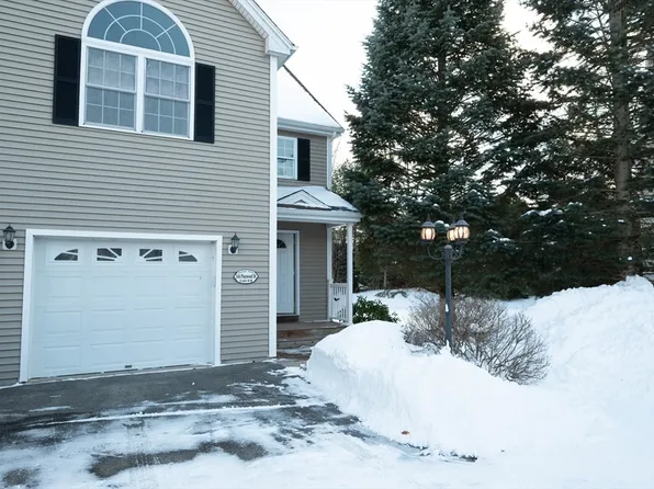 144 Pinewood Dr Unit 144, Gardner, MA 01440