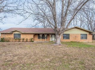 215 Sherry Trl, Weatherford, TX 76086