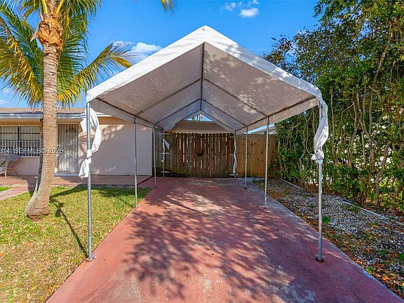 4th image of 29925 SW 149th Ct
