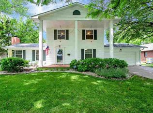 253 N Live Oak Ln, Wichita, KS 67206