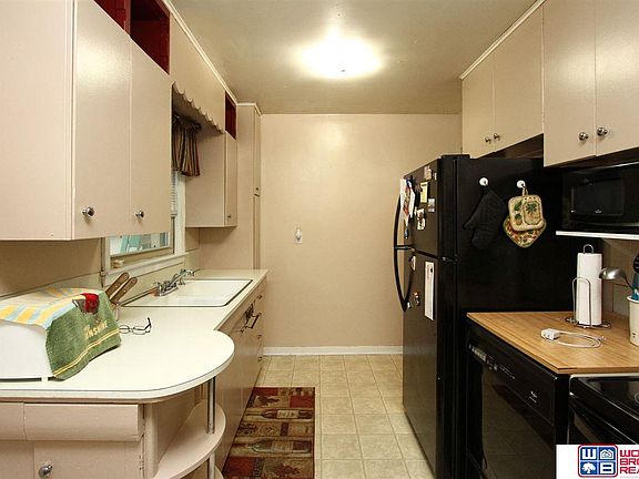 5th image of 1825 S 53rd St
