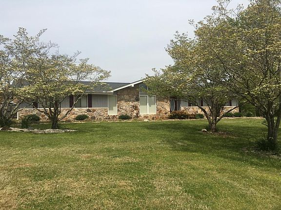 2nd image of 7730 Hoff Ln