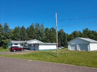 709 Scovia Ave, Ontonagon, MI 49953