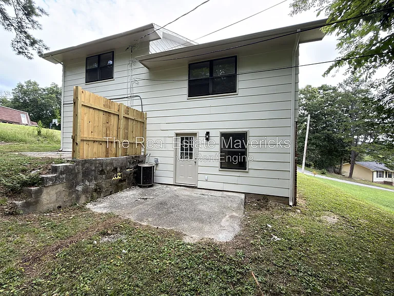 2318 Green Forest Dr #A — Photo 12