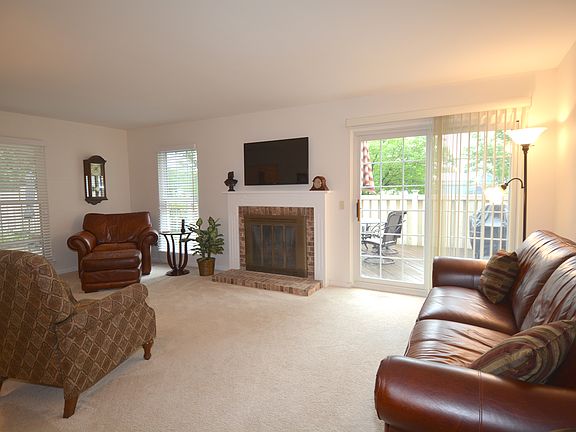 3rd image of 21206 W Glen Haven Cir #11