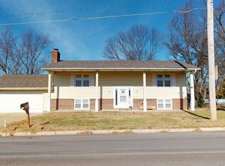 2606 W 32nd St, Sedalia, MO 65301