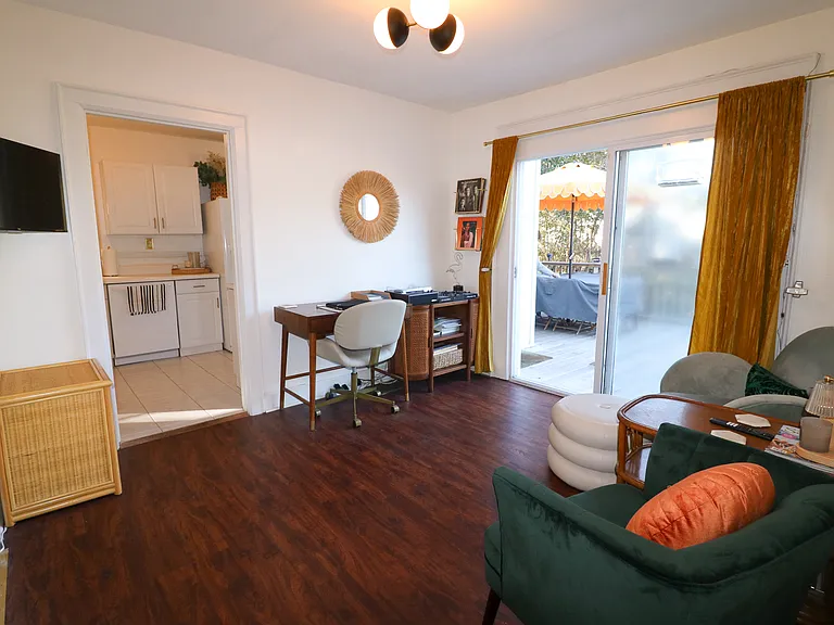 Bonus room connects to the kitchen