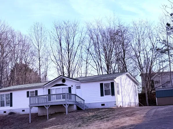 293 Appaloosa Dr, Tunnel Hill, GA 30755