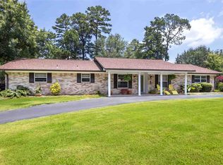 301 Saint Clair Dr, Longview, TX 75605