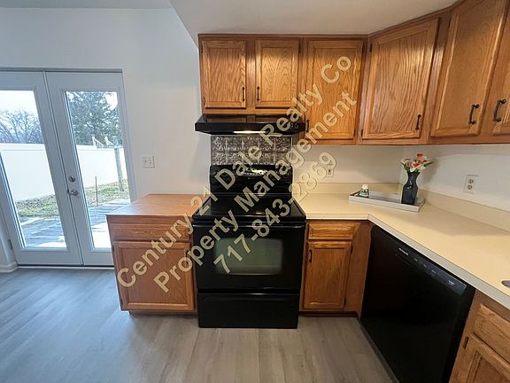 5th image of 3137 Long Meadow Dr