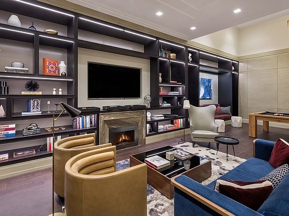 4th image of 200 E 95th St Penthouse B