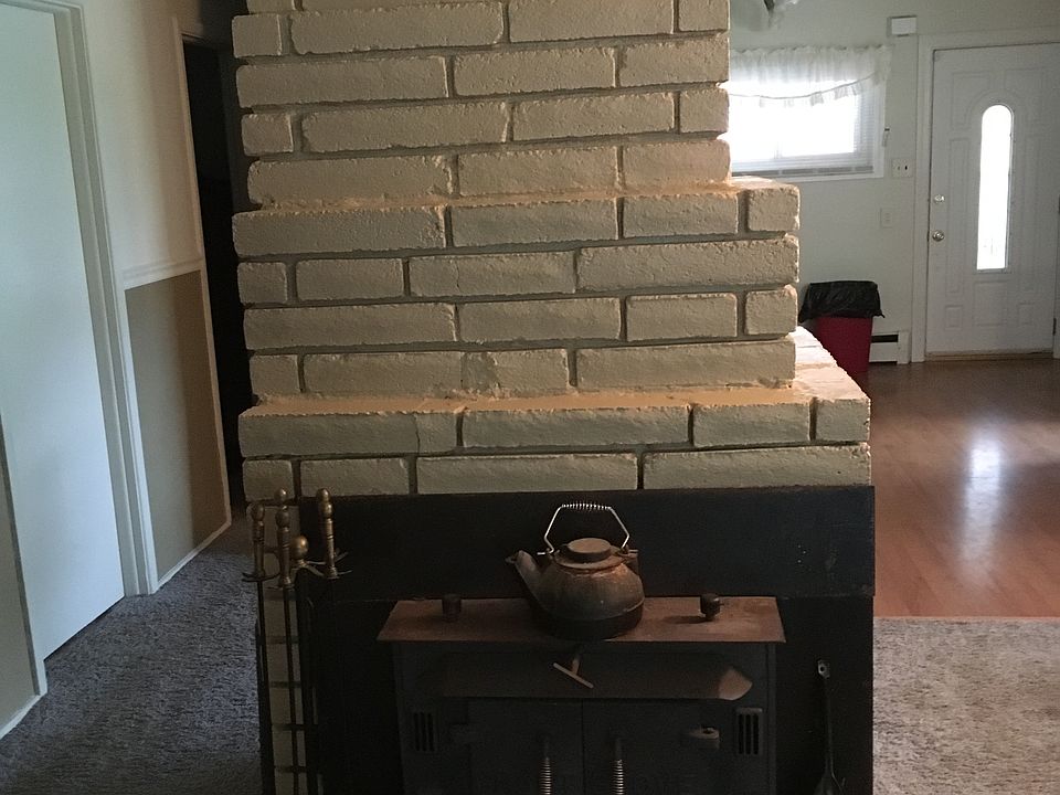 Wood burning stove