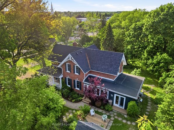 65 Prince Edward St, Brighton, ON K0K 1H0