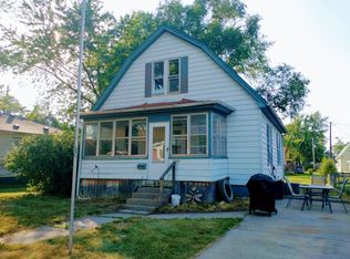 1205 E 9th St, Beardstown, IL 62618