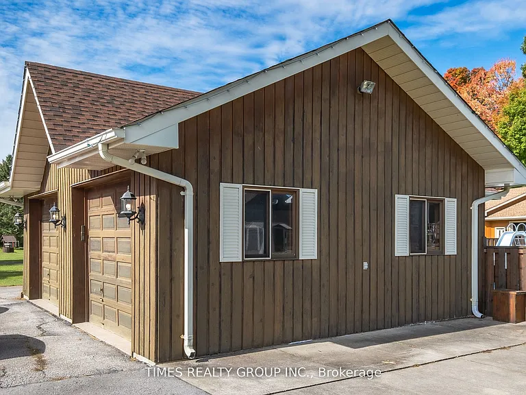 26 Evans Dr — Photo 8