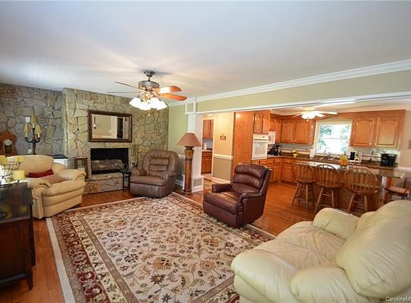 4th image of 105 Forest Hills Dr