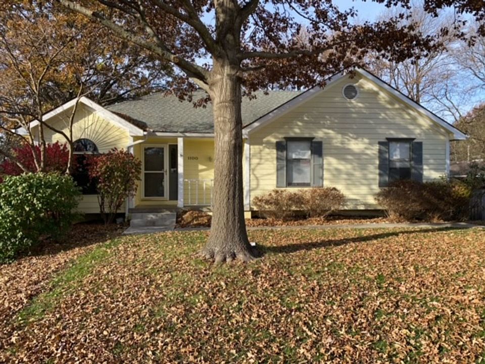 1st image of 1100 NE Birchwood Dr #839641