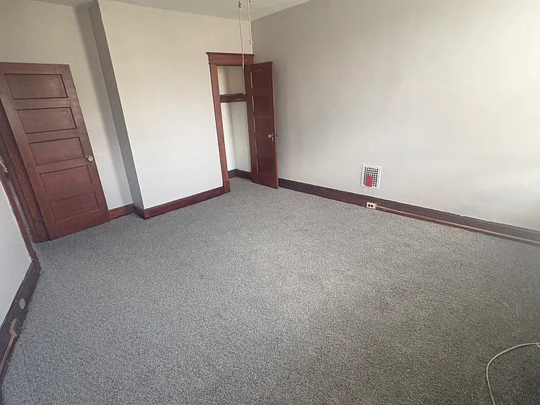 2906 Presbury St — Photo 22