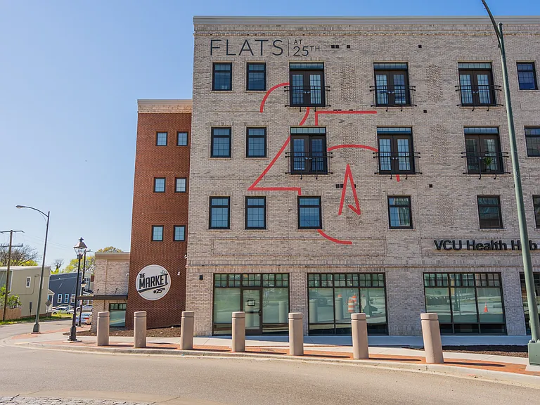 Flats at 25th — Photo 98