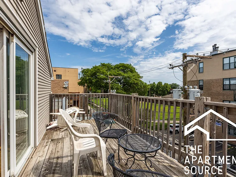 2517 N Ashland Ave #2 — Photo 9