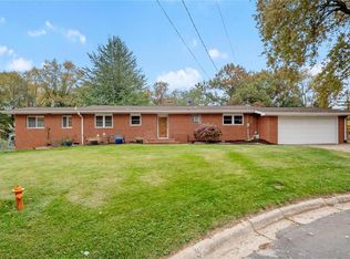 118 Cedar Ln, East Alton, IL