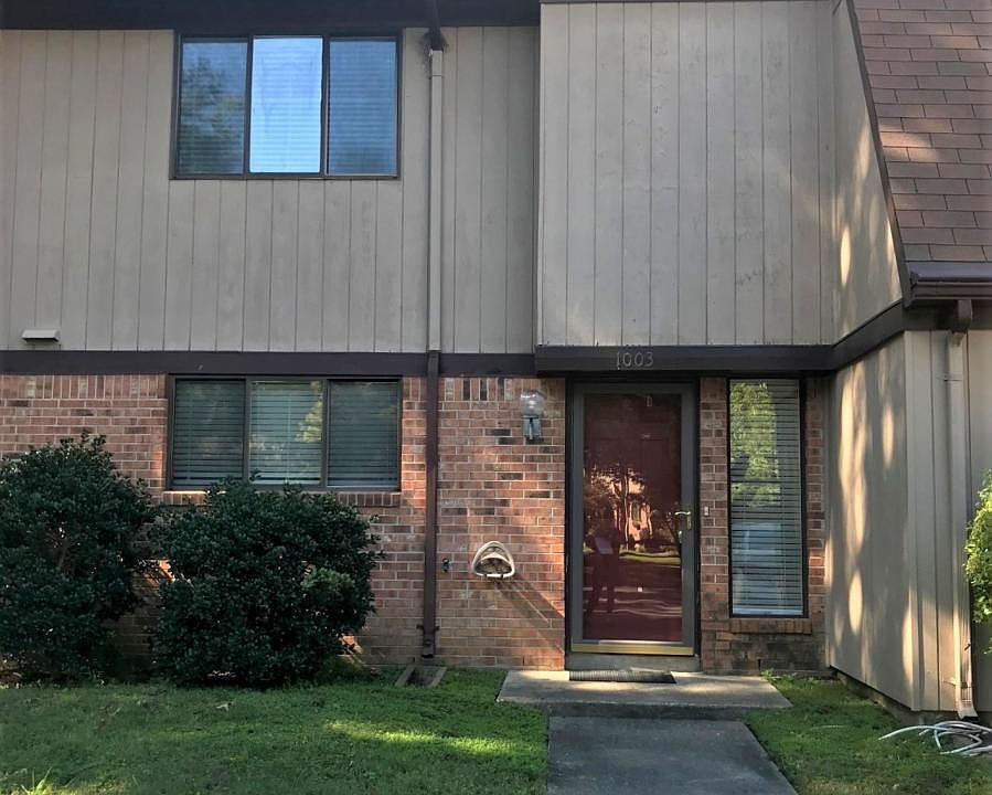 1st image of 1003 N Green Dr