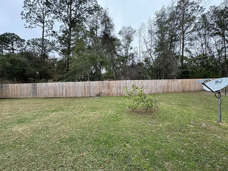 485 N Fairfield Dr #F — Photo 14