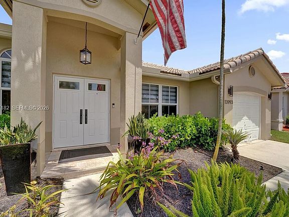 3rd image of 13993 N Cypress Cove Cir