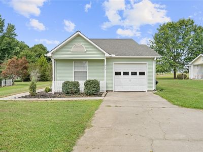 205 Wildwood Dr, Honea Path, SC, 29654