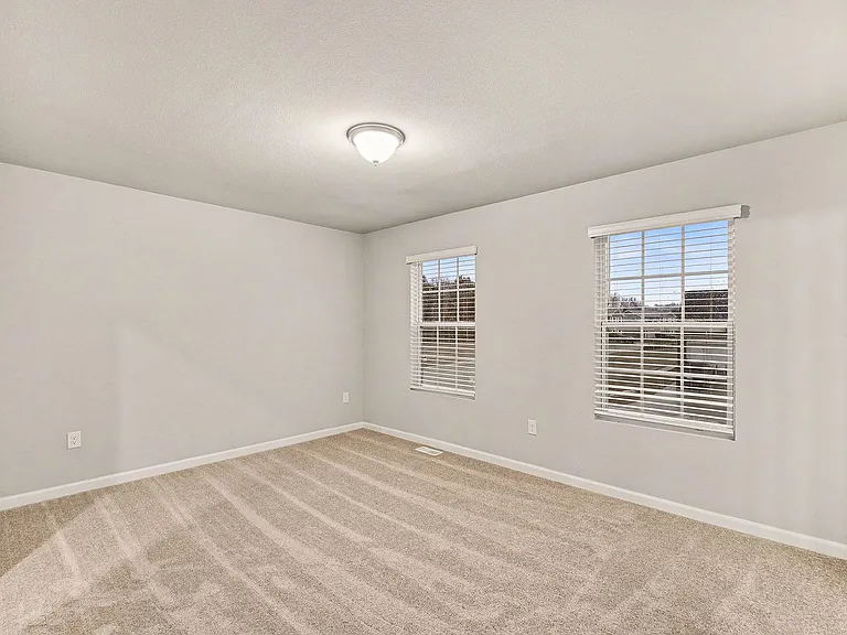 7360 Sessile Cir — Photo 17