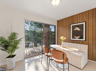 7923 Mandan Rd APT 202, Greenbelt, MD 20770