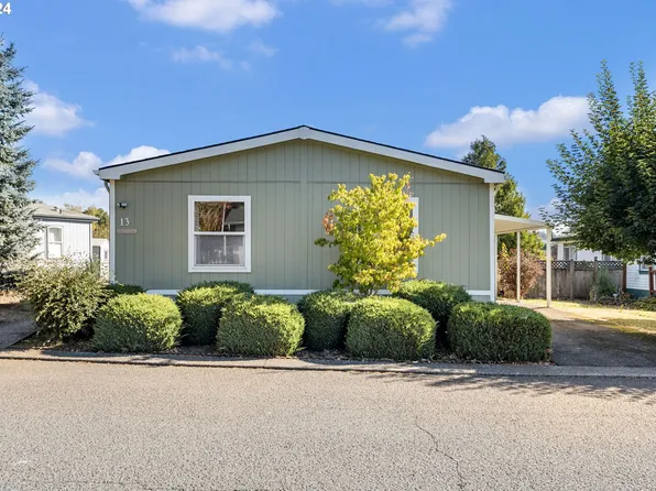 10400 SE Cook Ct Unit 13, Milwaukie, OR 97222