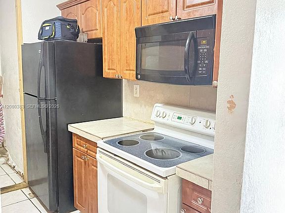 2nd image of 3887 NW 207th St