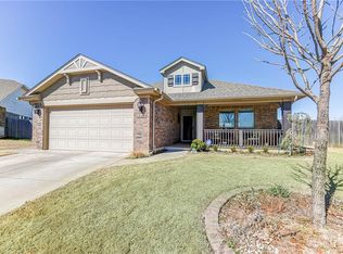 18617 Cola Dr, Edmond, OK 73012