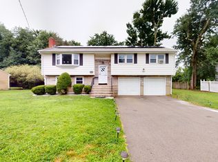 37 Simmons Rd, East Hartford, CT 06118