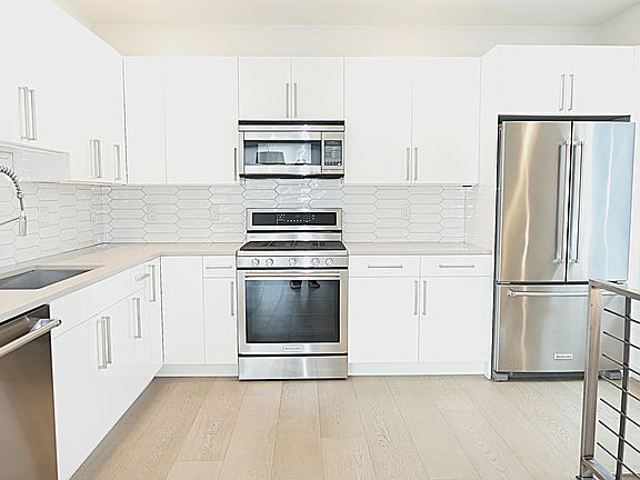 5th image of 6731 Alonzo Ave NW #A