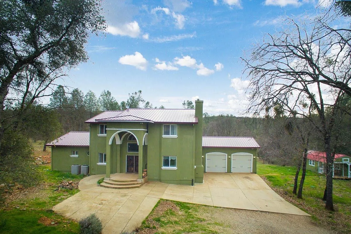 9024 Citron Way photo 1