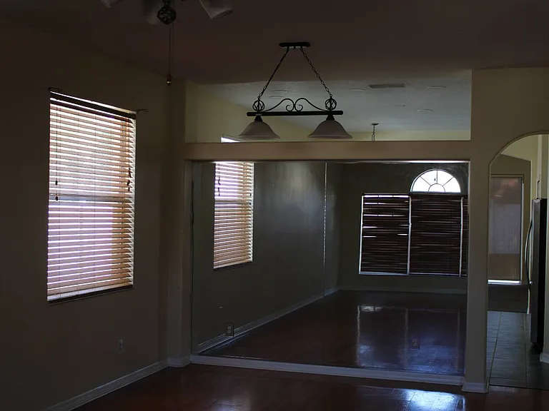 353 Heather Hills Dr — Photo 3