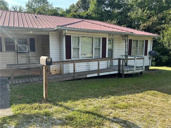 3148 Truelove Rd, Gainesville, GA 30507