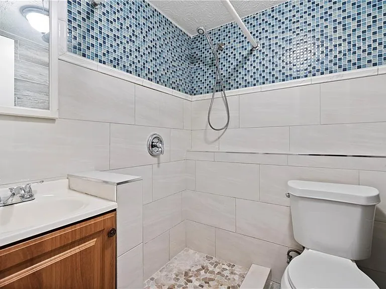 3323 Old Oaks Rd — Photo 20