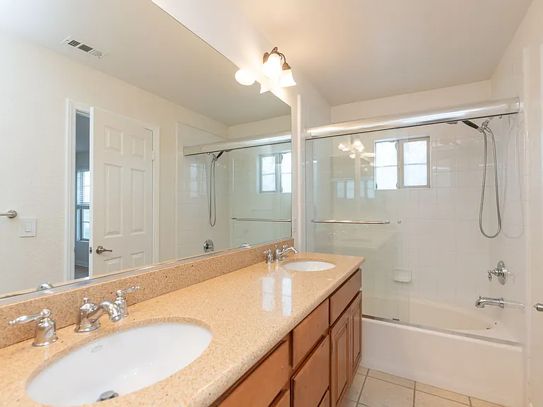 2656 Escala Cir — Photo 13