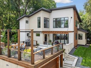 2415 W 42nd St, Minneapolis, MN 55410