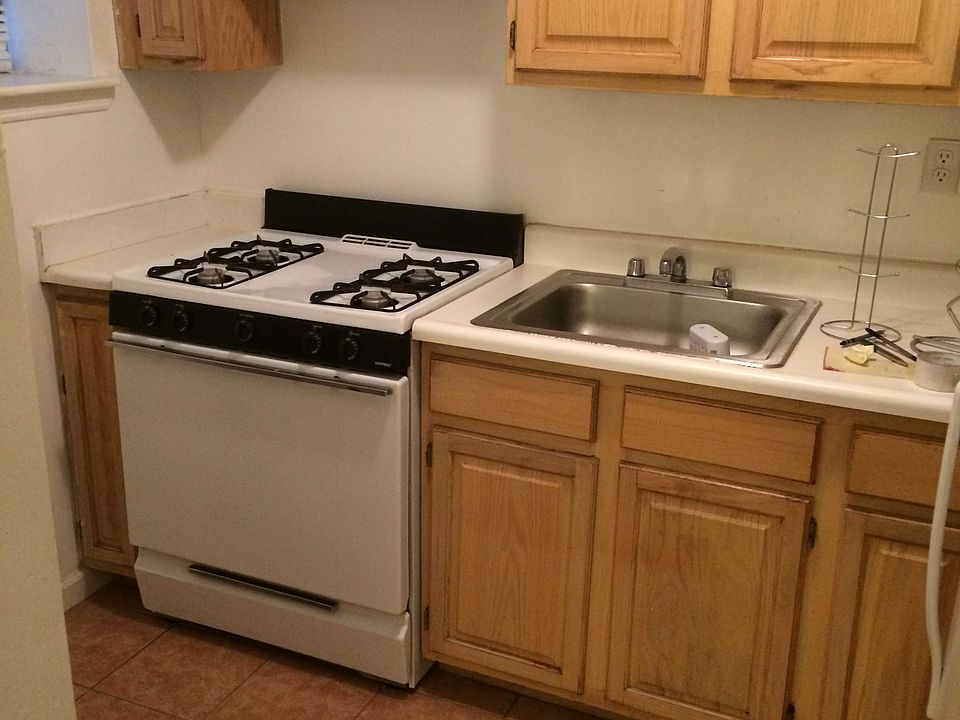 2nd image of 228 W 116th St APT 2A