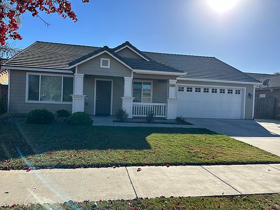 2nd image of 1429 W Bella Oaks Way