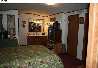 3rd image of 431 Barnard Ct