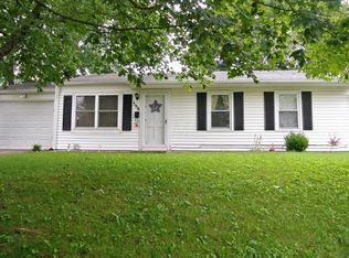 598 Ridgefield Rd, Newark, OH 43055